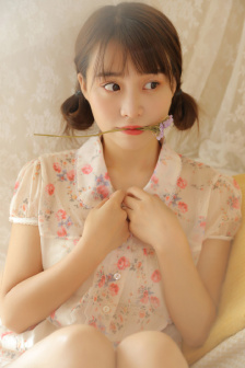 少女洛荷
